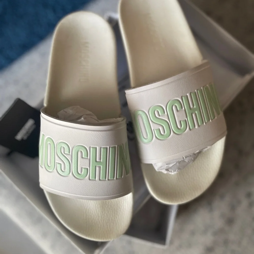 Moschino glow in the dark White and Green Slides - Picture 4 of 8